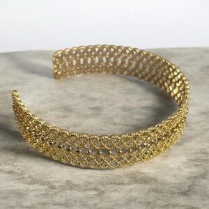 Beautiful gold tone bangle bracelet adjustable new 18k over copper